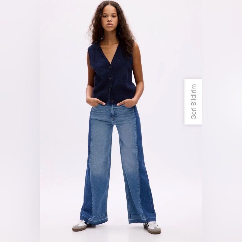 Gap High Rise Stride Two-Tone Jeans